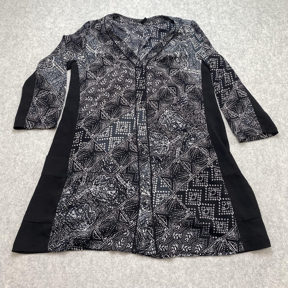 BCBGMAXAZRIA Dress Womens Small Black Geometric 3/4 Sleeve V Neck Shift Short